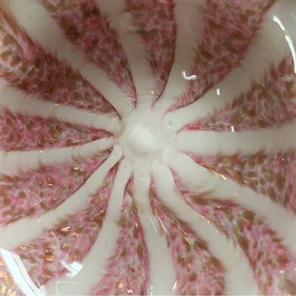 Vintage Murano Pink, White & Gold Ruffle Edge Bowl - Picture 2 of 4